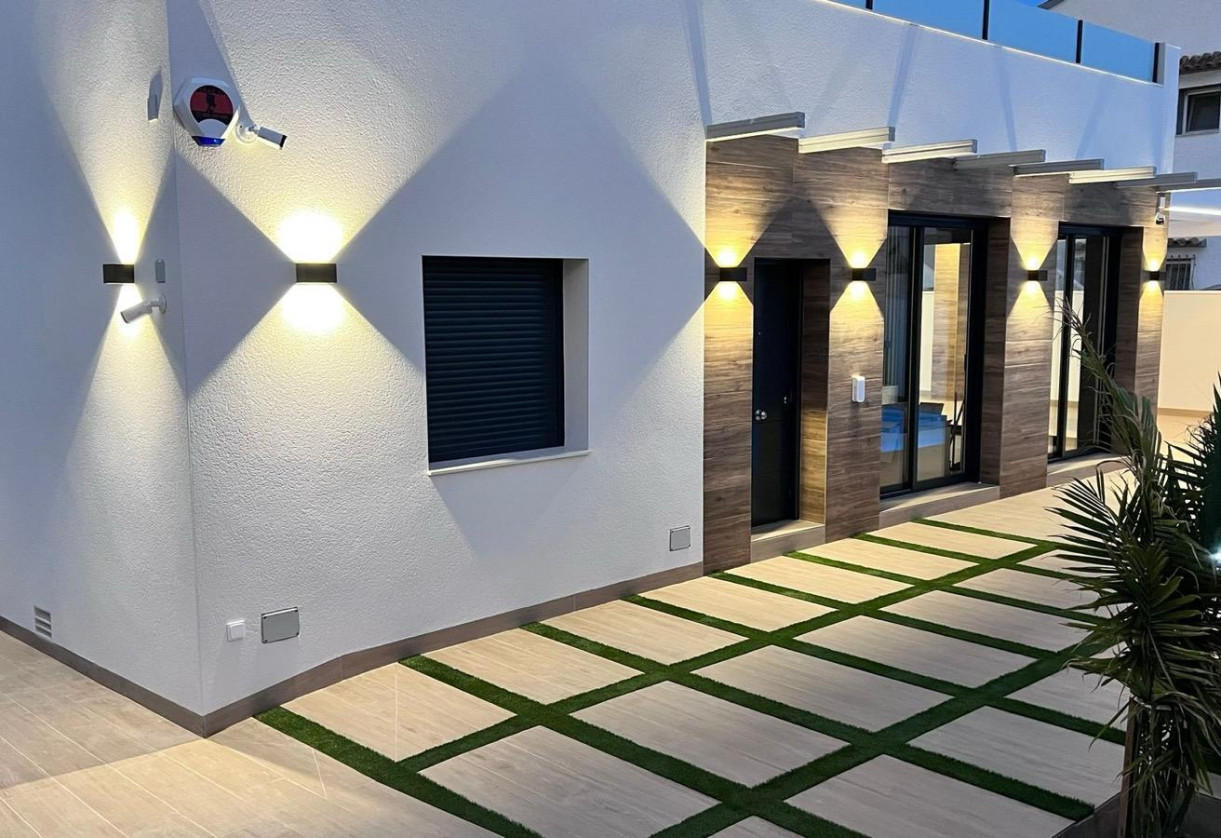 Resale · Chalet · Orihuela Costa · villamartin