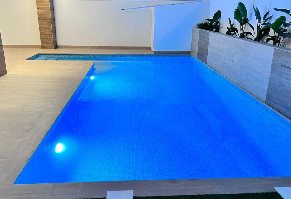 Resale · Chalet · Orihuela Costa · villamartin