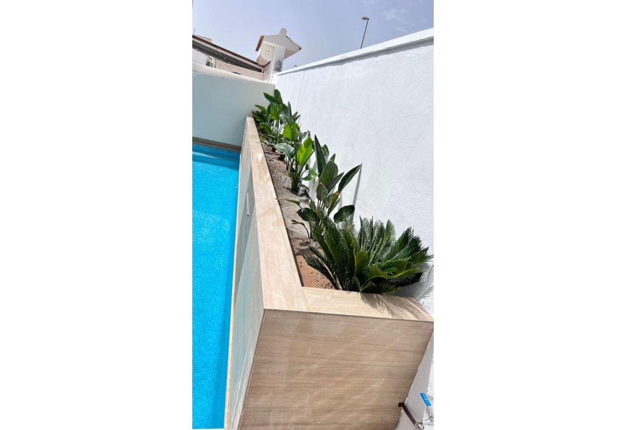 Resale · Chalet · Orihuela Costa · villamartin