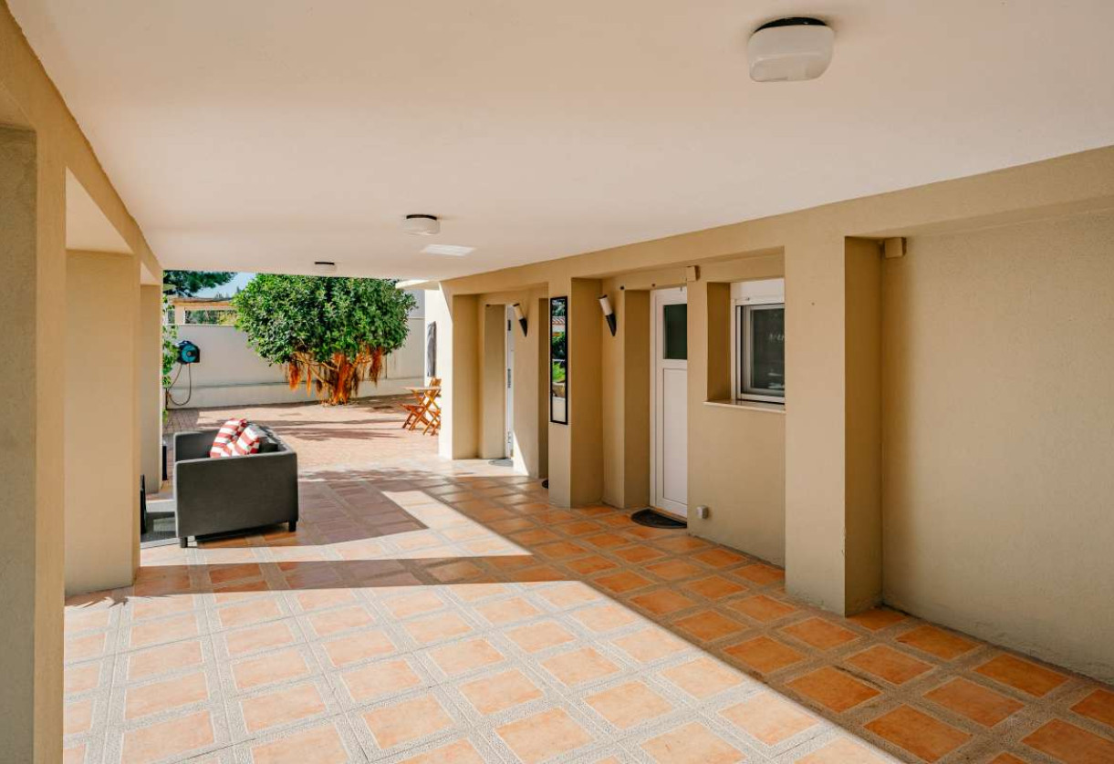 Resale · detached house · Calpe