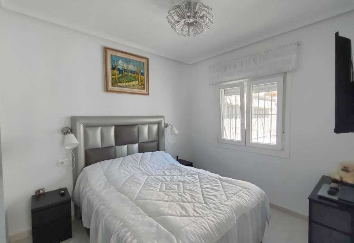Resale · Chalet · Torrevieja · torre del moro