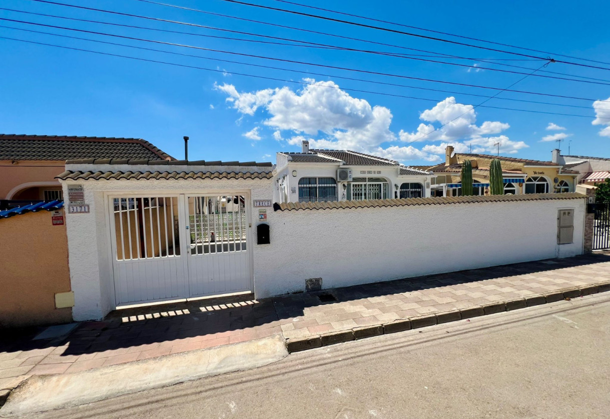 Resale · Town house · Torrevieja · San Luis