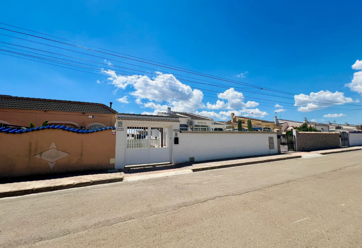 Resale · Town house · Torrevieja · San Luis