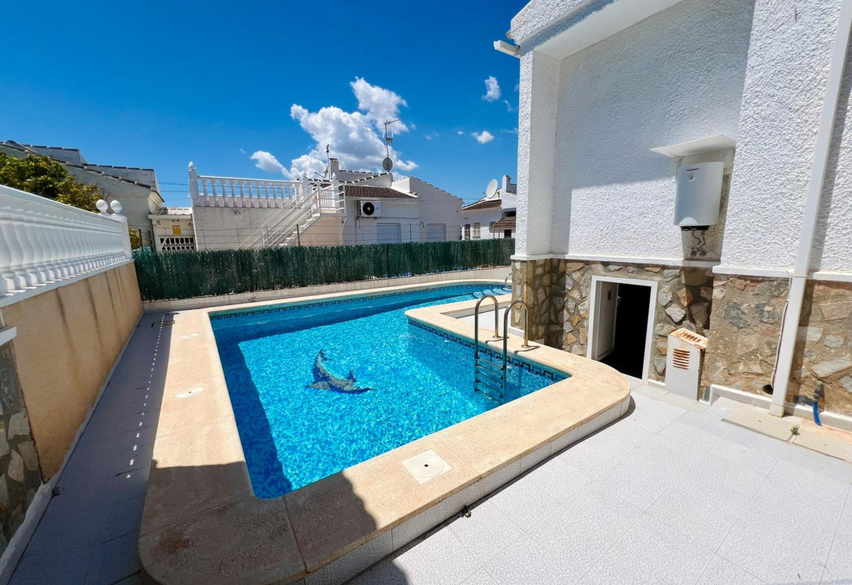 Resale · Town house · Torrevieja · San Luis