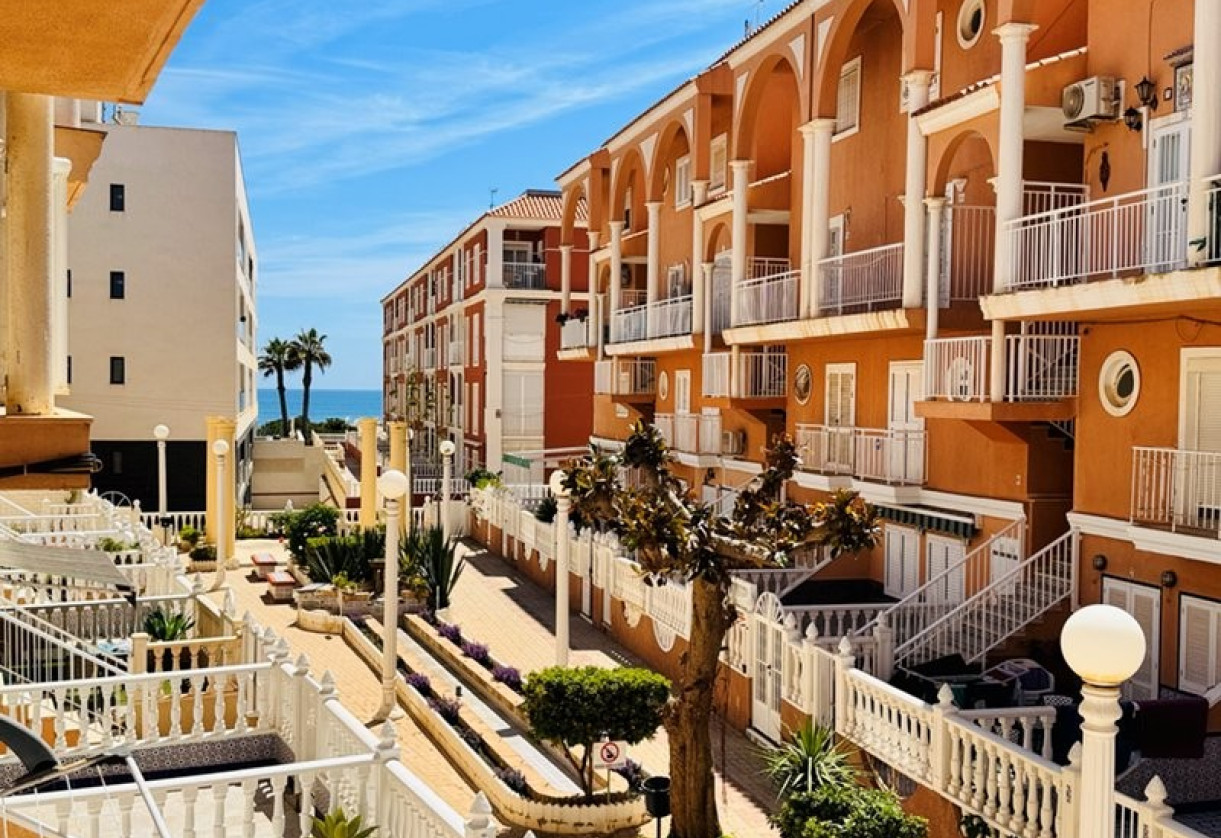 Reventa · Townhouse · La Mata · Puerto Romano