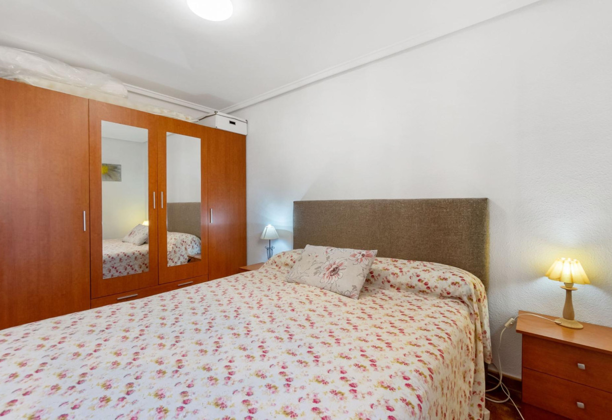 Resale · Apartment · Torrevieja · La Mata