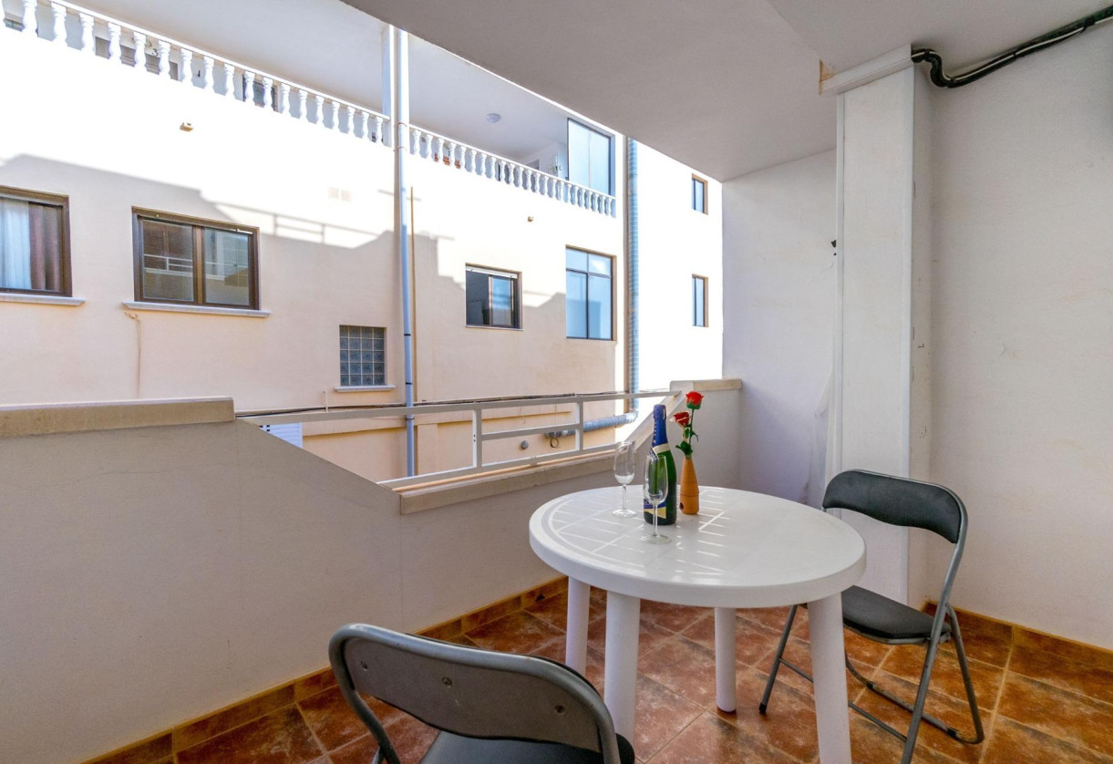 Resale · Apartment · Torrevieja · La Mata