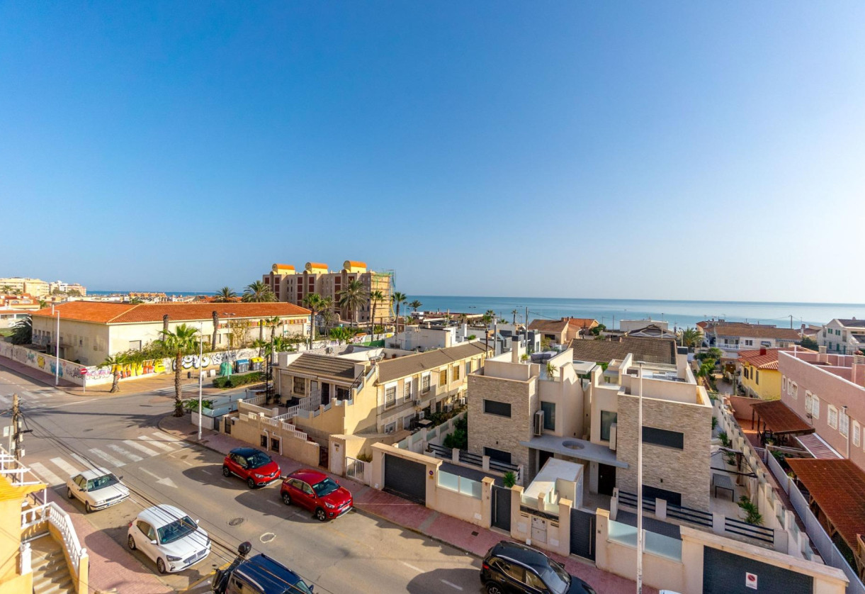 Resale · Apartment · Torrevieja · La Mata