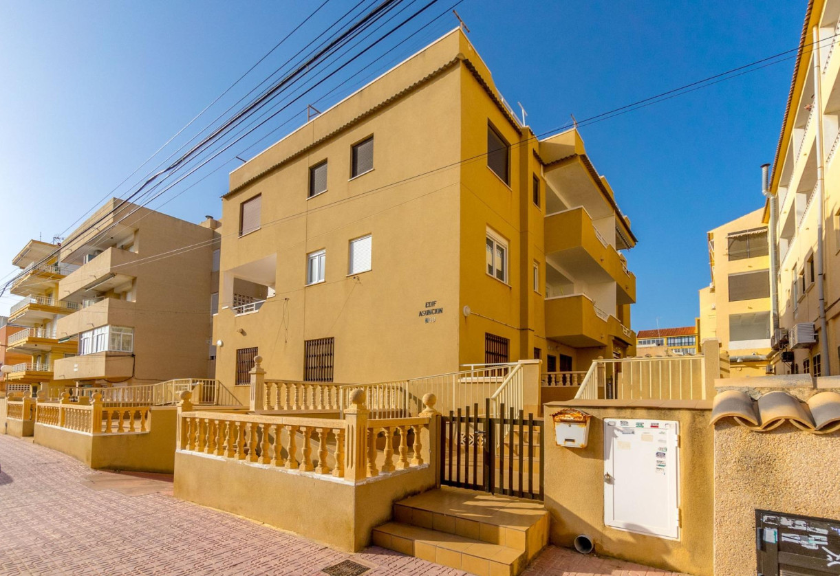 Resale · Apartment · Torrevieja · La Mata