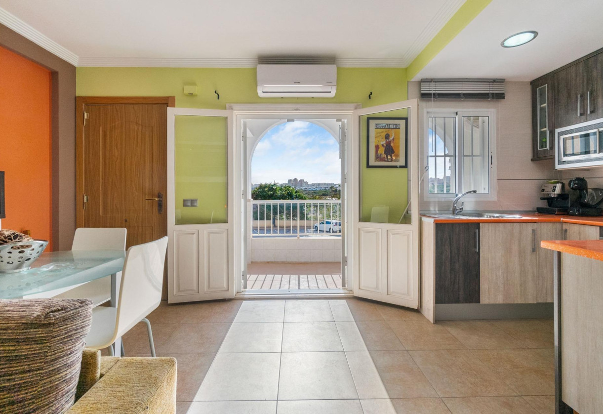Resale · Apartment · Torrevieja · Los Europeos