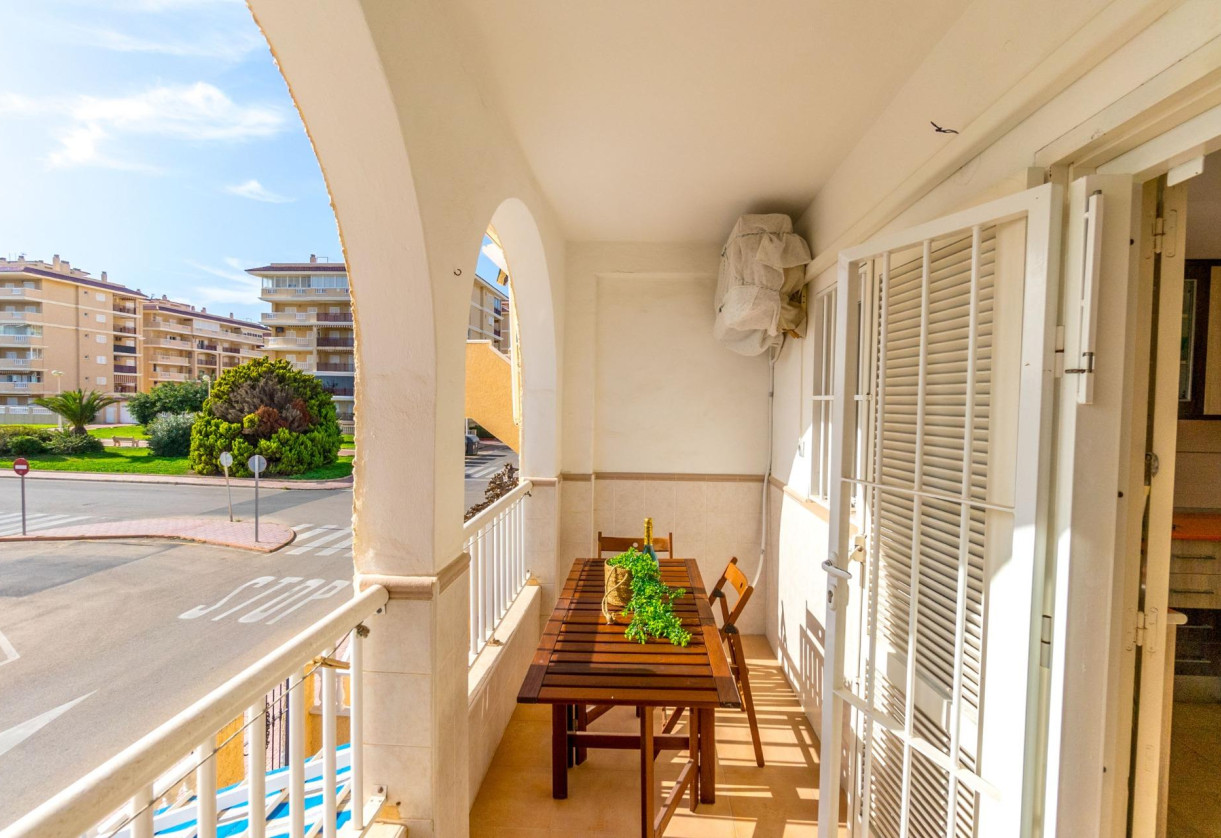 Resale · Apartment · Torrevieja · Los Europeos