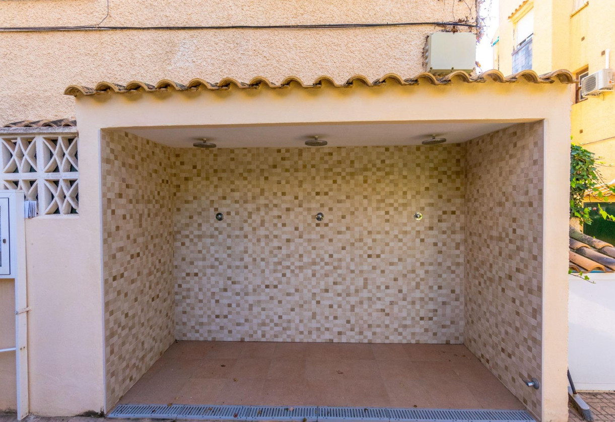 Resale · Apartment · Torrevieja · Los Europeos