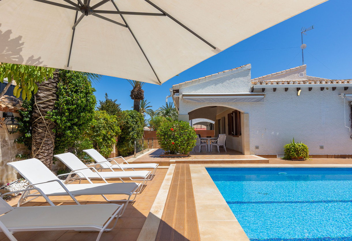 Resale · Villa · Orihuela · Orihuela Costa