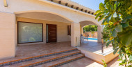 Resale · Villa · Orihuela · Orihuela Costa