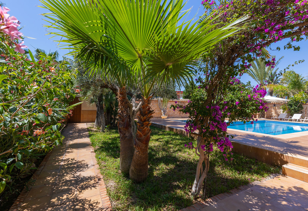 Resale · Villa · Orihuela · Orihuela Costa