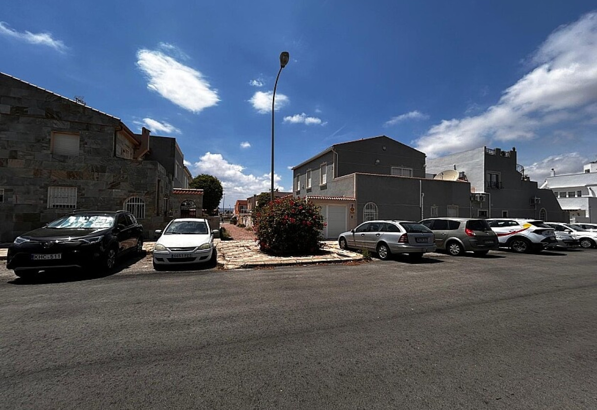 Resale · Townhouse · Torrevieja · LA SIESTA