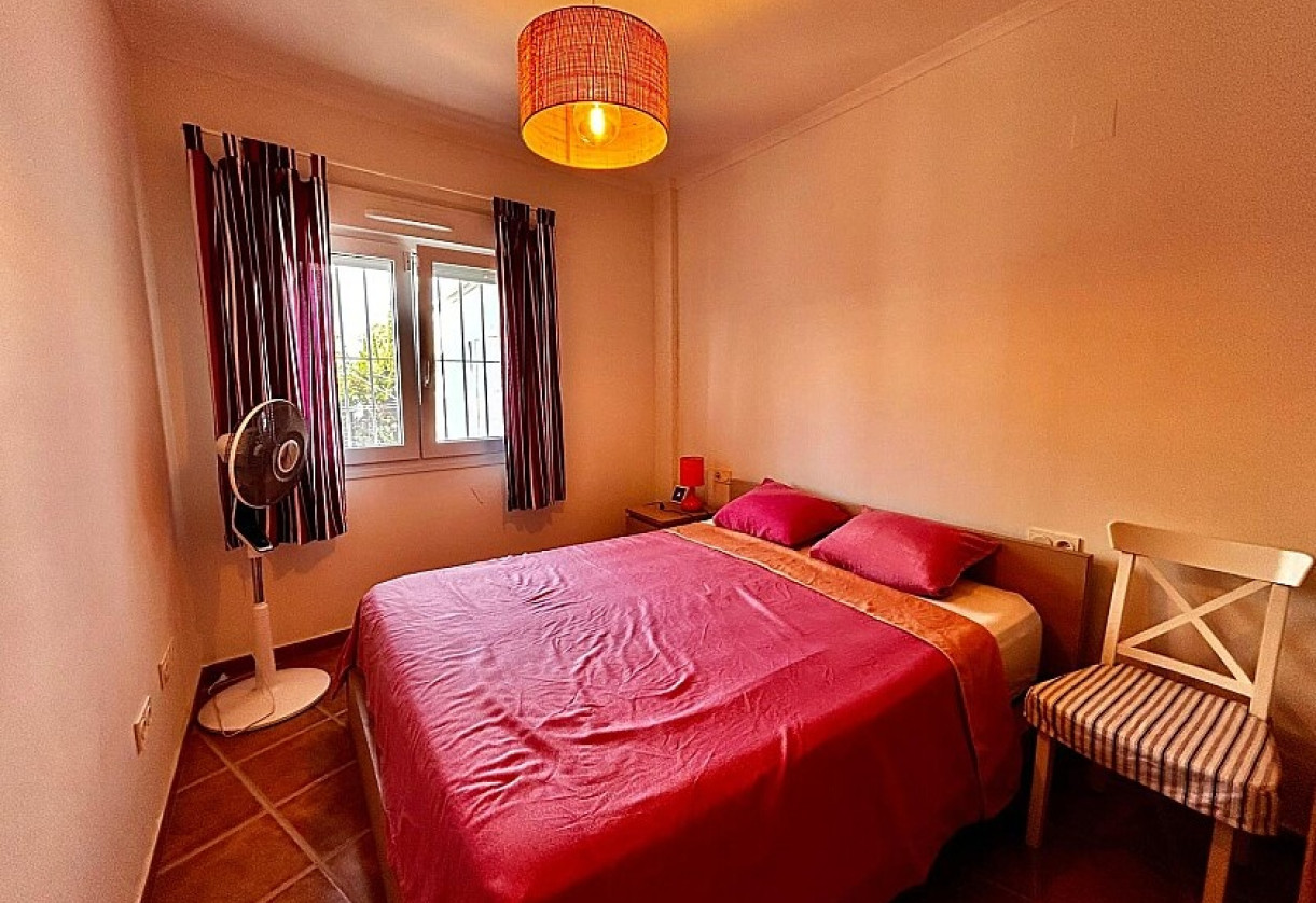 Resale · Semidetached villa · Mil Palmeras