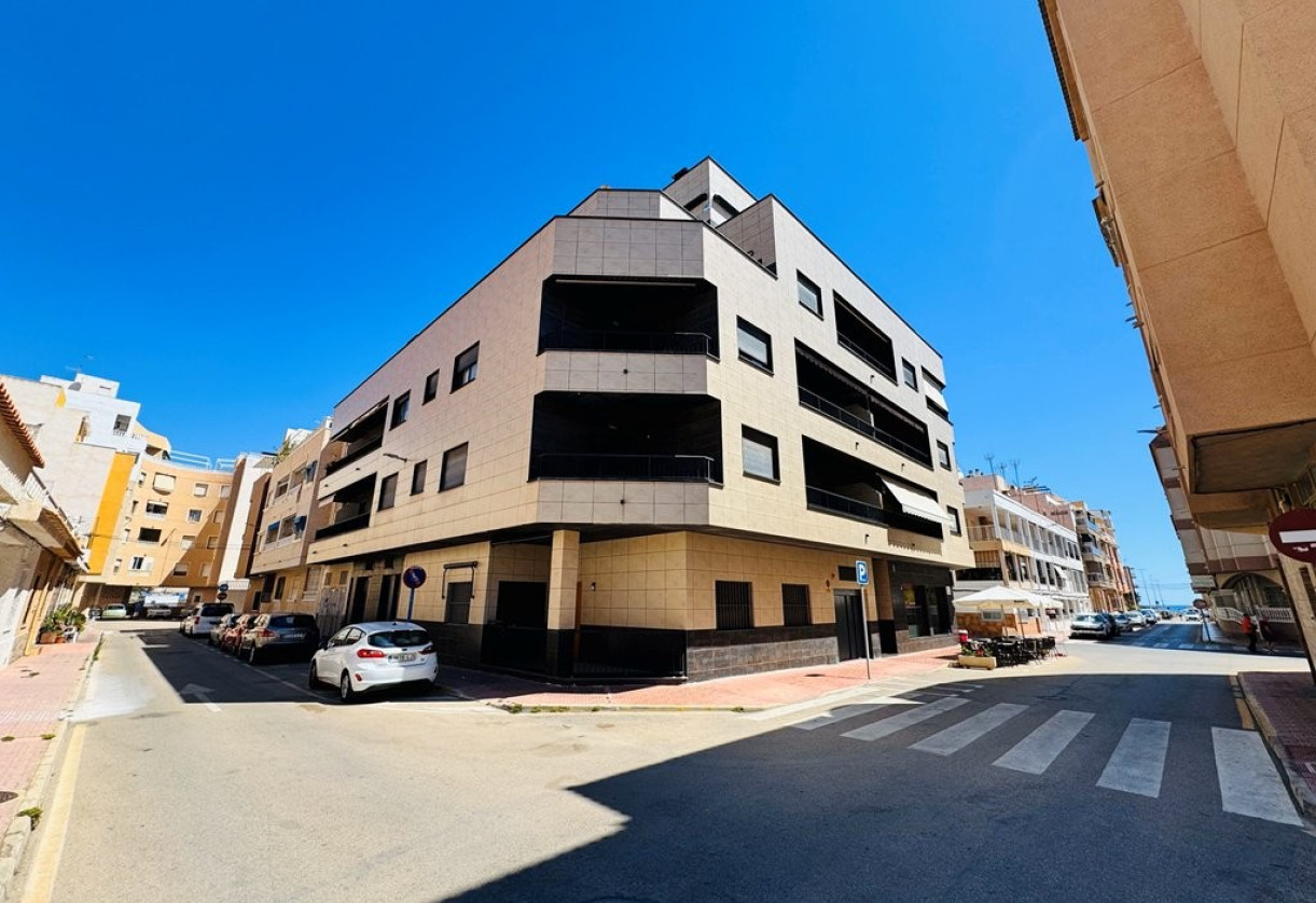 Sale · Apartment · La Mata