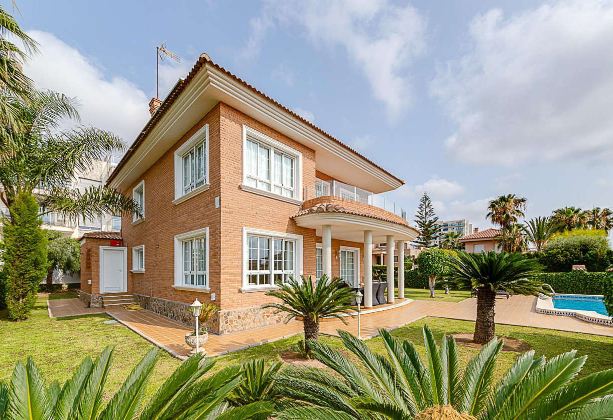 Resale · Chalet · Torrevieja · La Veleta