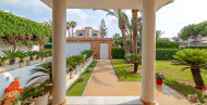 Resale · Chalet · Torrevieja · La Veleta