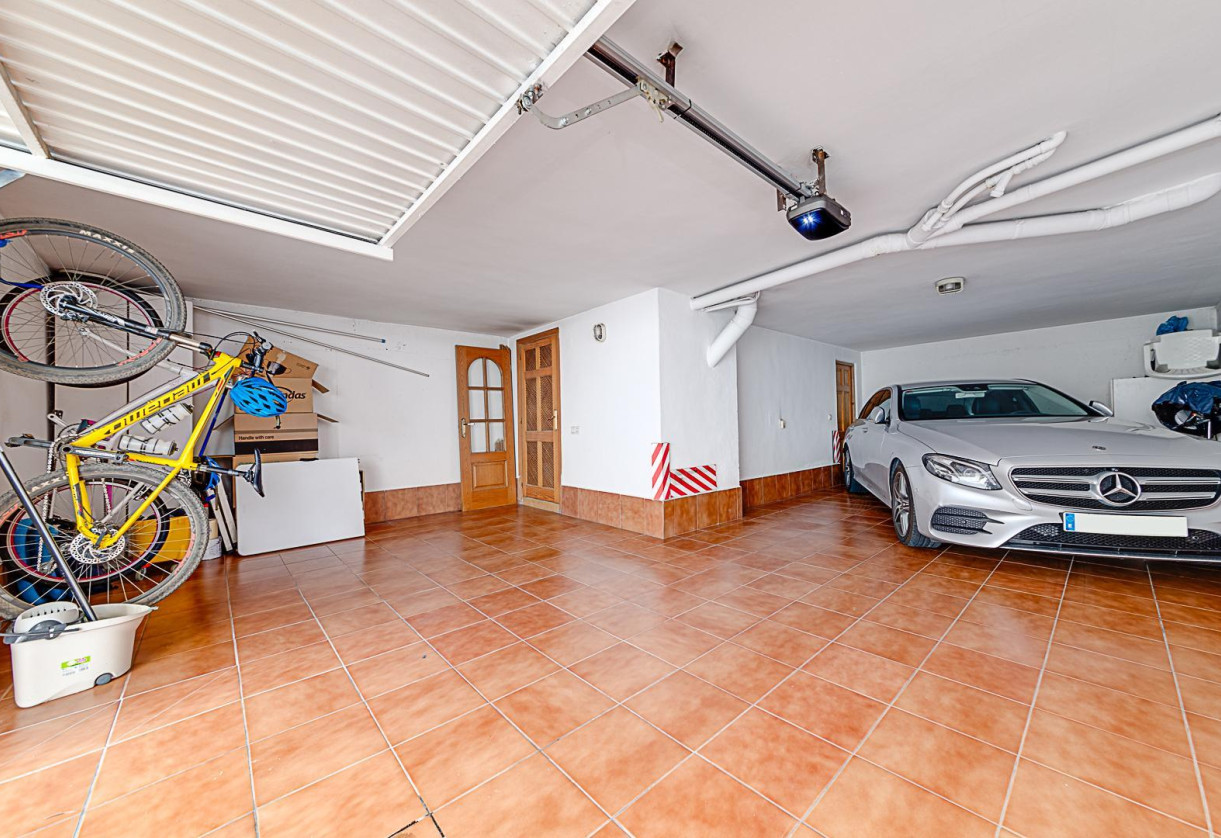 Resale · Chalet · Torrevieja · La Veleta