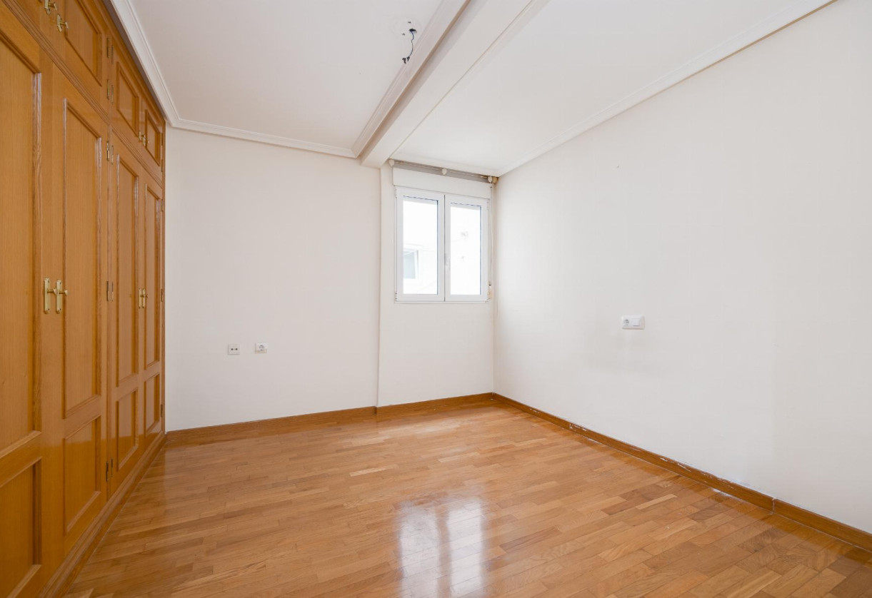 Reventa · APARTAMENTO · Torrevieja · Centro