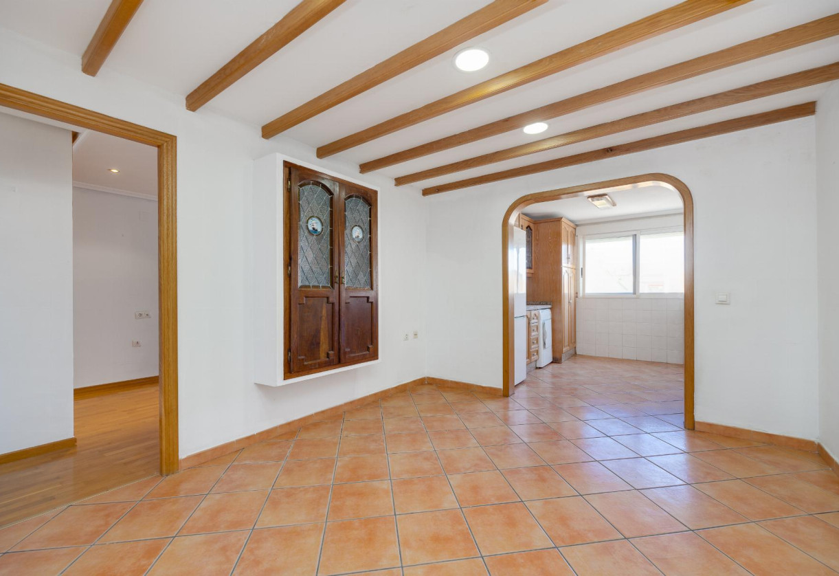 Reventa · APARTAMENTO · Torrevieja · Centro