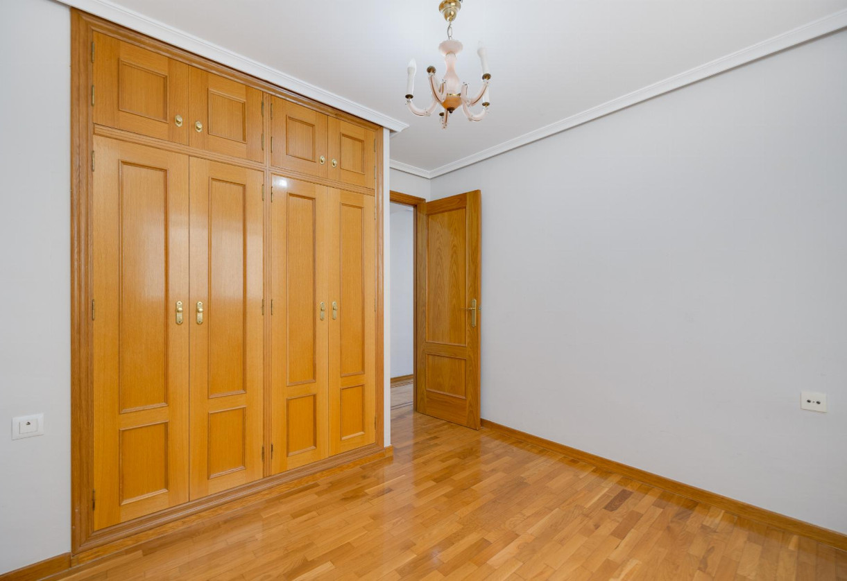 Reventa · APARTAMENTO · Torrevieja · Centro