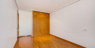 Reventa · APARTAMENTO · Torrevieja · Centro