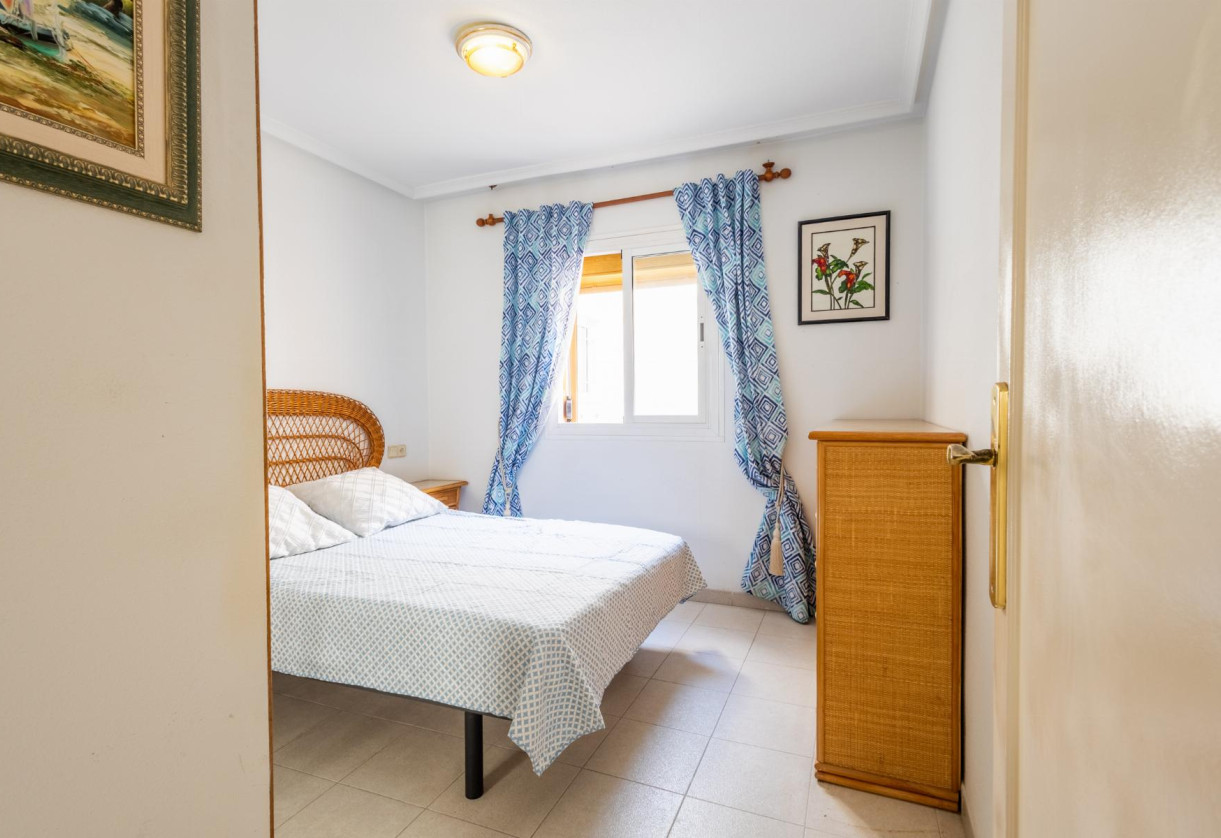 Resale · APARTAMENTO · Torrevieja · Playa del Acequión