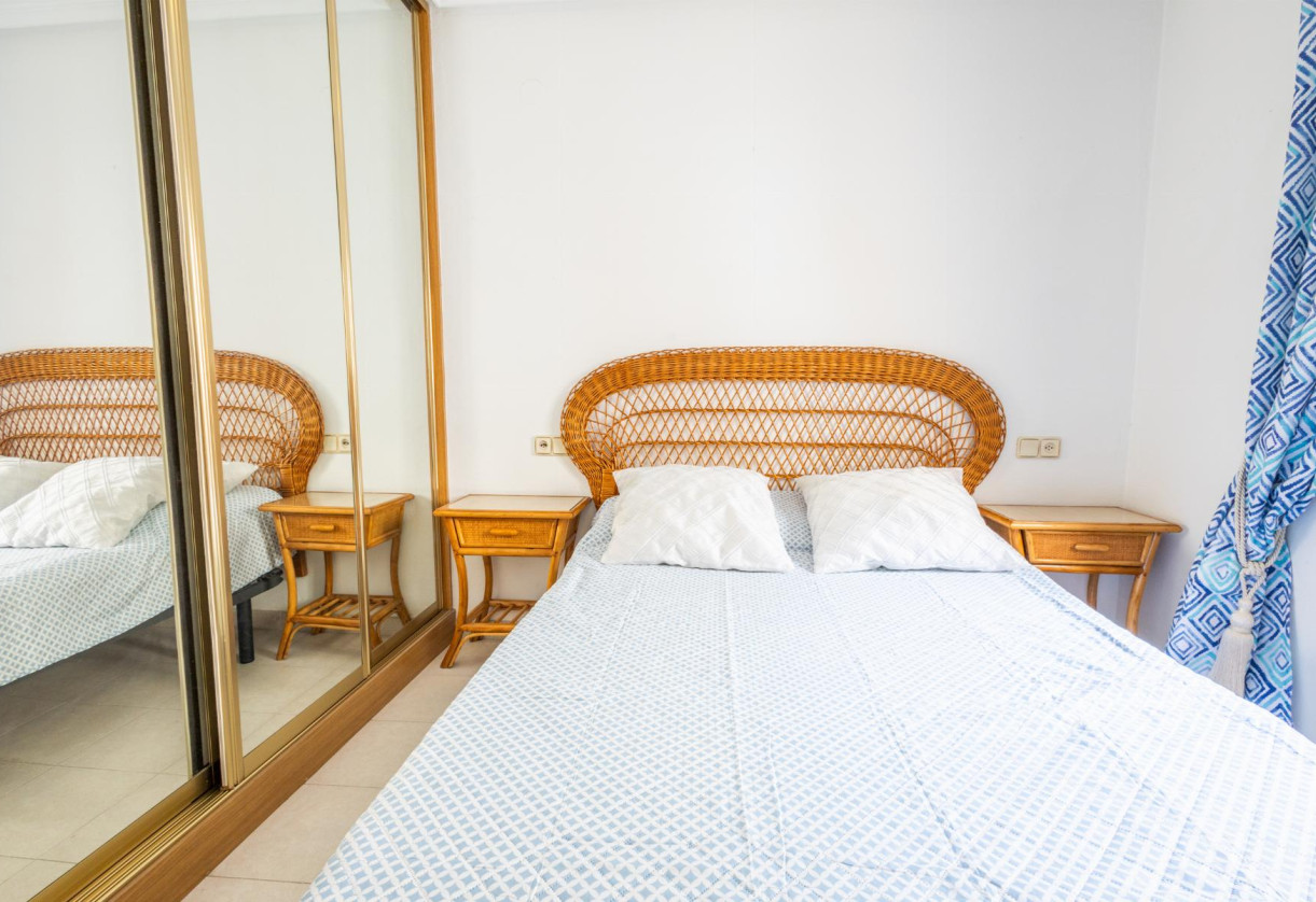 Resale · APARTAMENTO · Torrevieja · Playa del Acequión