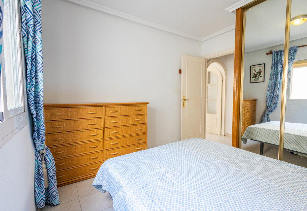 Resale · APARTAMENTO · Torrevieja · Playa del Acequión