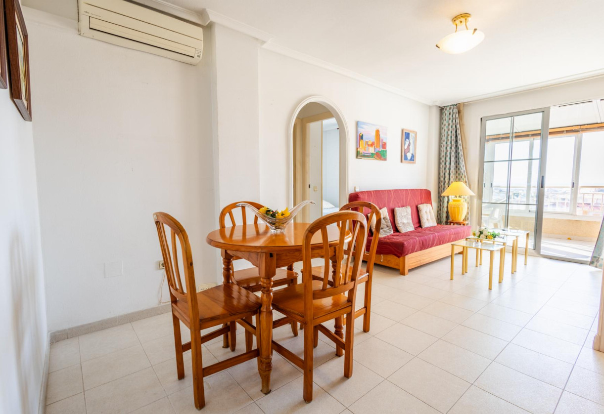 Resale · APARTAMENTO · Torrevieja · Playa del Acequión