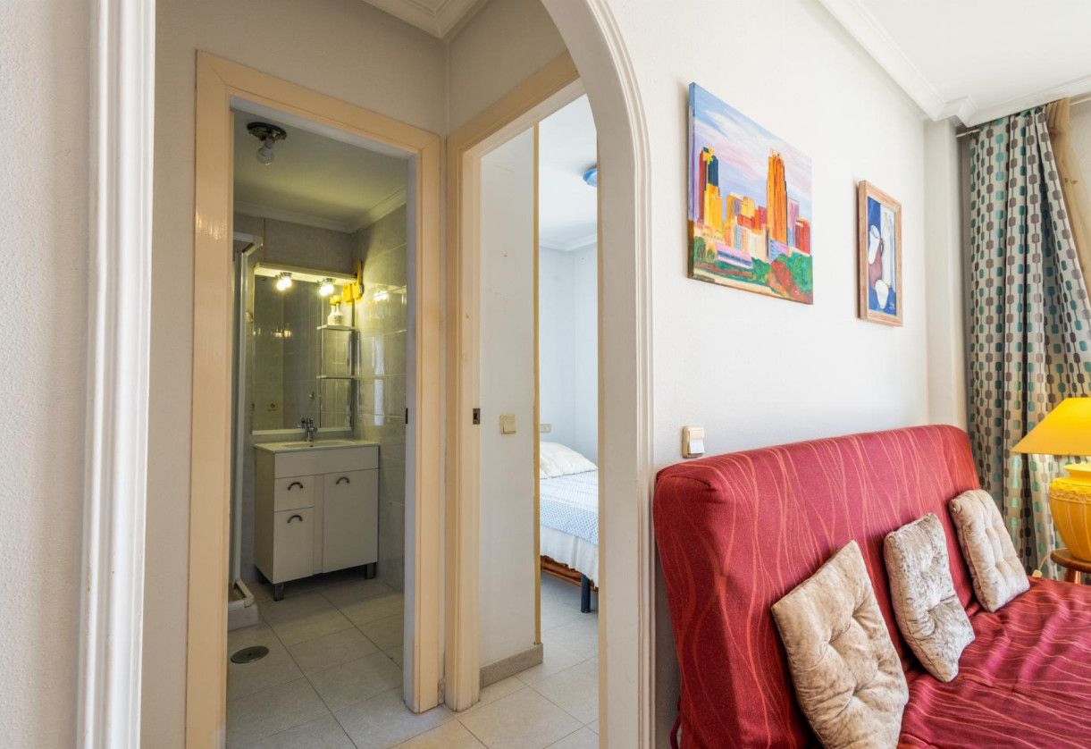 Resale · APARTAMENTO · Torrevieja · Playa del Acequión
