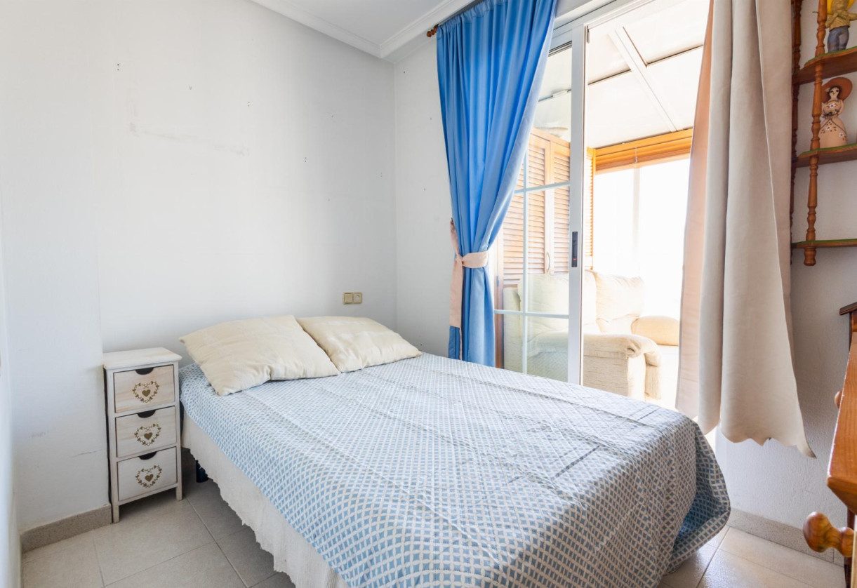 Resale · APARTAMENTO · Torrevieja · Playa del Acequión