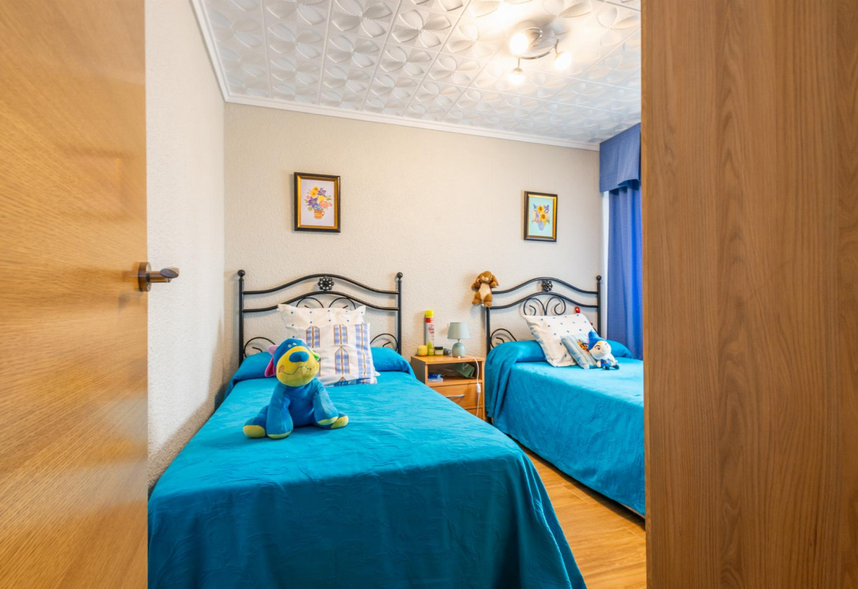 Resale · APARTAMENTO · Torrevieja · Playa del Acequión