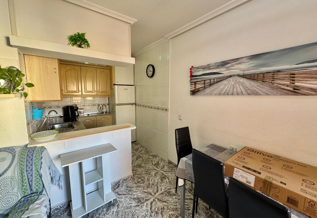Resale · APARTAMENTO · Torrevieja · Playa del Cura
