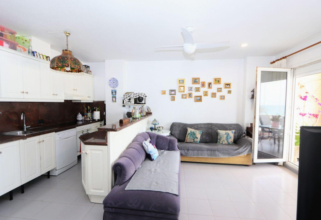 Resale · APARTAMENTO · Torrevieja · Playa Flamenca