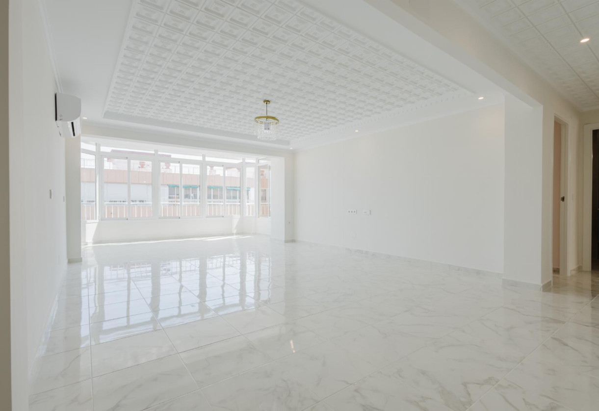 Resale · APARTAMENTO · Torrevieja · Playa de La Acequion