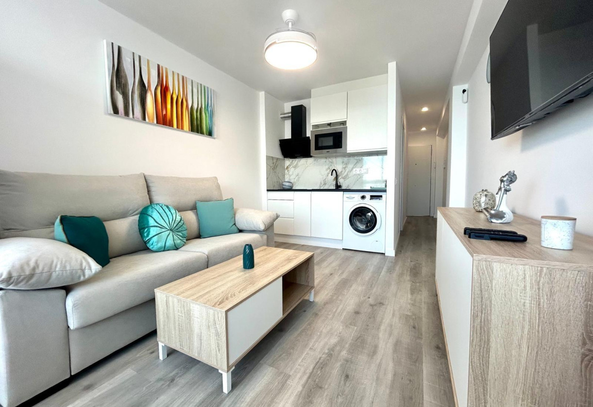 Alquiler a largo plazo · Apartment · Torrevieja · Cabo cervera