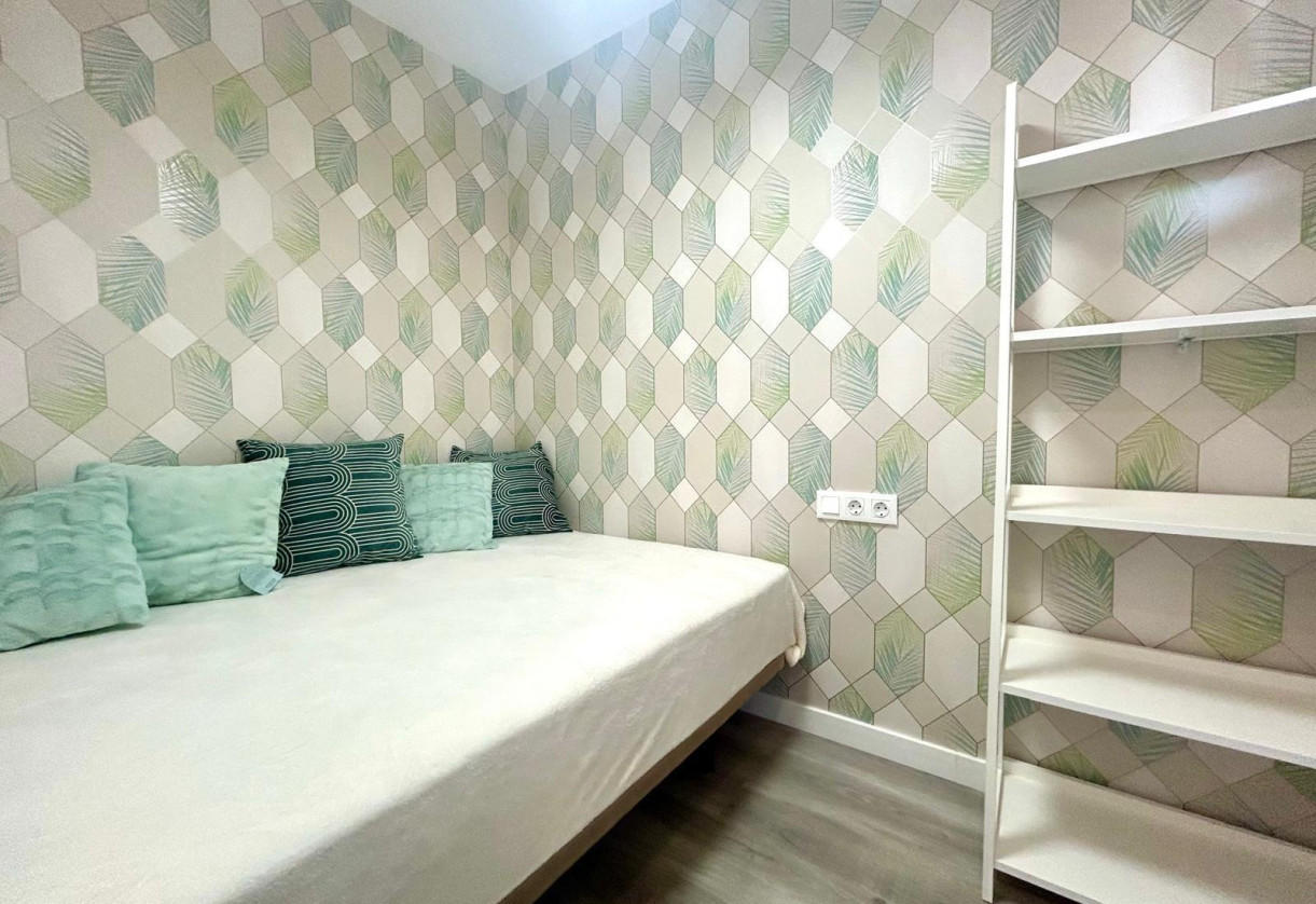 Alquiler a largo plazo · Apartment · Torrevieja · Cabo cervera