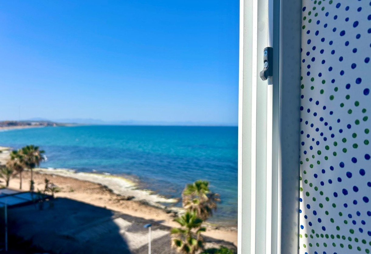 Alquiler a largo plazo · Apartment · Torrevieja · Cabo cervera
