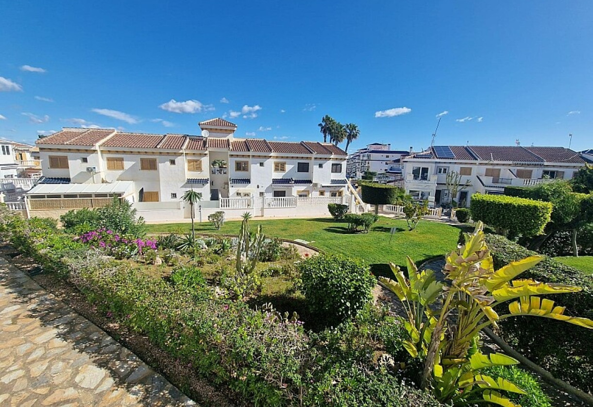 Resale · Apartment · La Mata