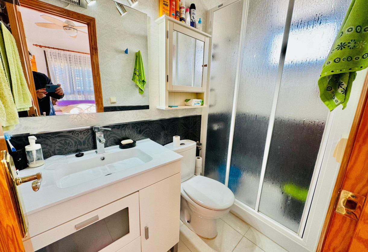 Resale · APARTAMENTO · Torrevieja · PLAYA DE LA MATA