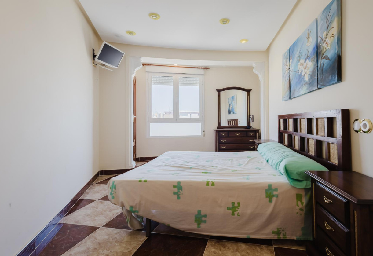 Resale · APARTAMENTO · Torrevieja · PLAYA NAUFRAGOS