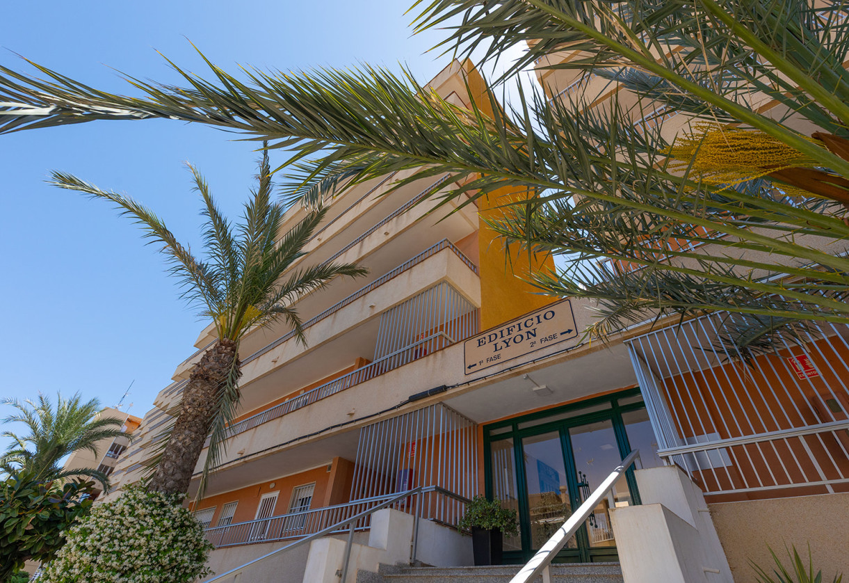 Resale · Apartment · Torrevieja · Rocio del Mar