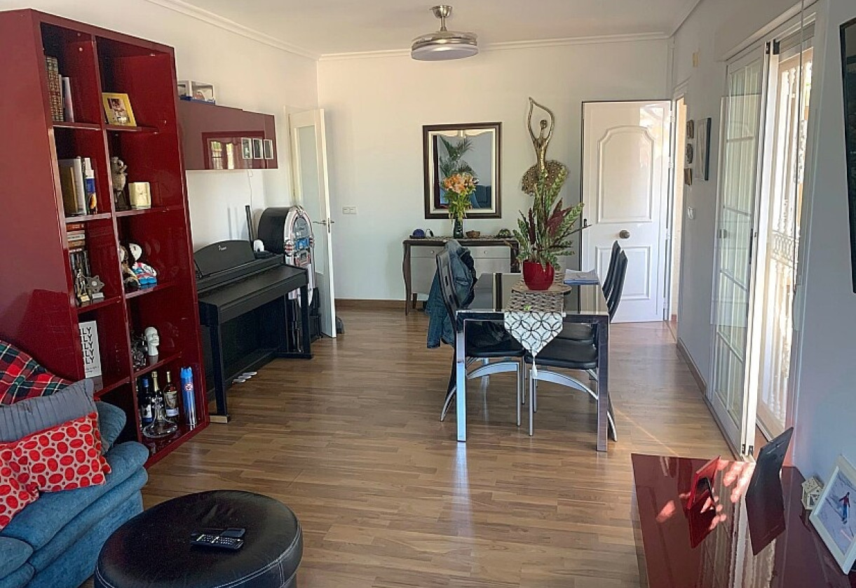 Resale · Villa · Torrevieja · El chaparral