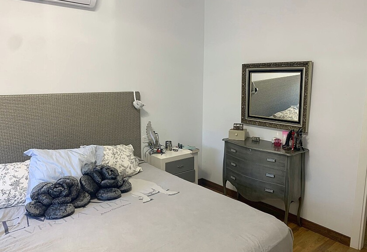 Resale · Villa · Torrevieja · El chaparral