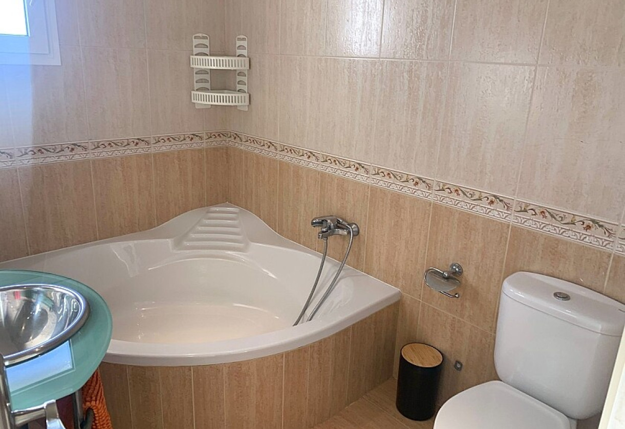 Resale · Villa · Torrevieja · El chaparral