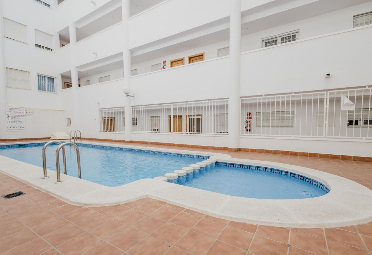 Resale · APARTAMENTO · Torrevieja · Villa Madrid
